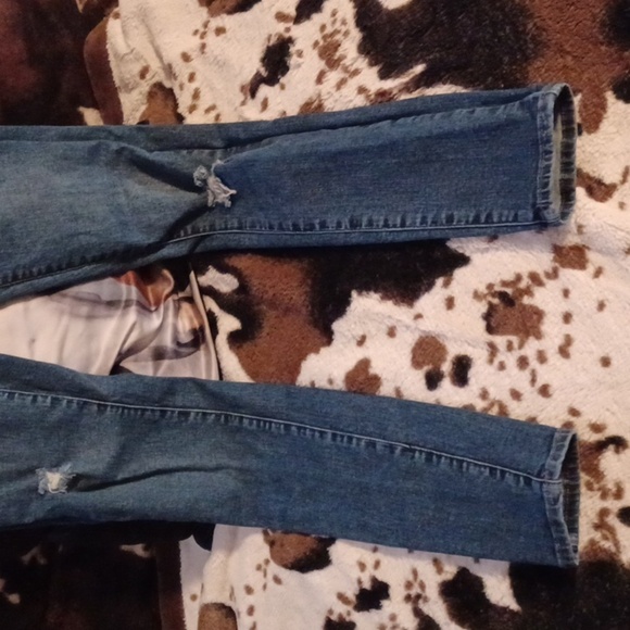 PACSUN, DISTRESSED, LOW RISE, SKINNIEST, STRETCH JEANS W24X36 - Picture 4 of 10